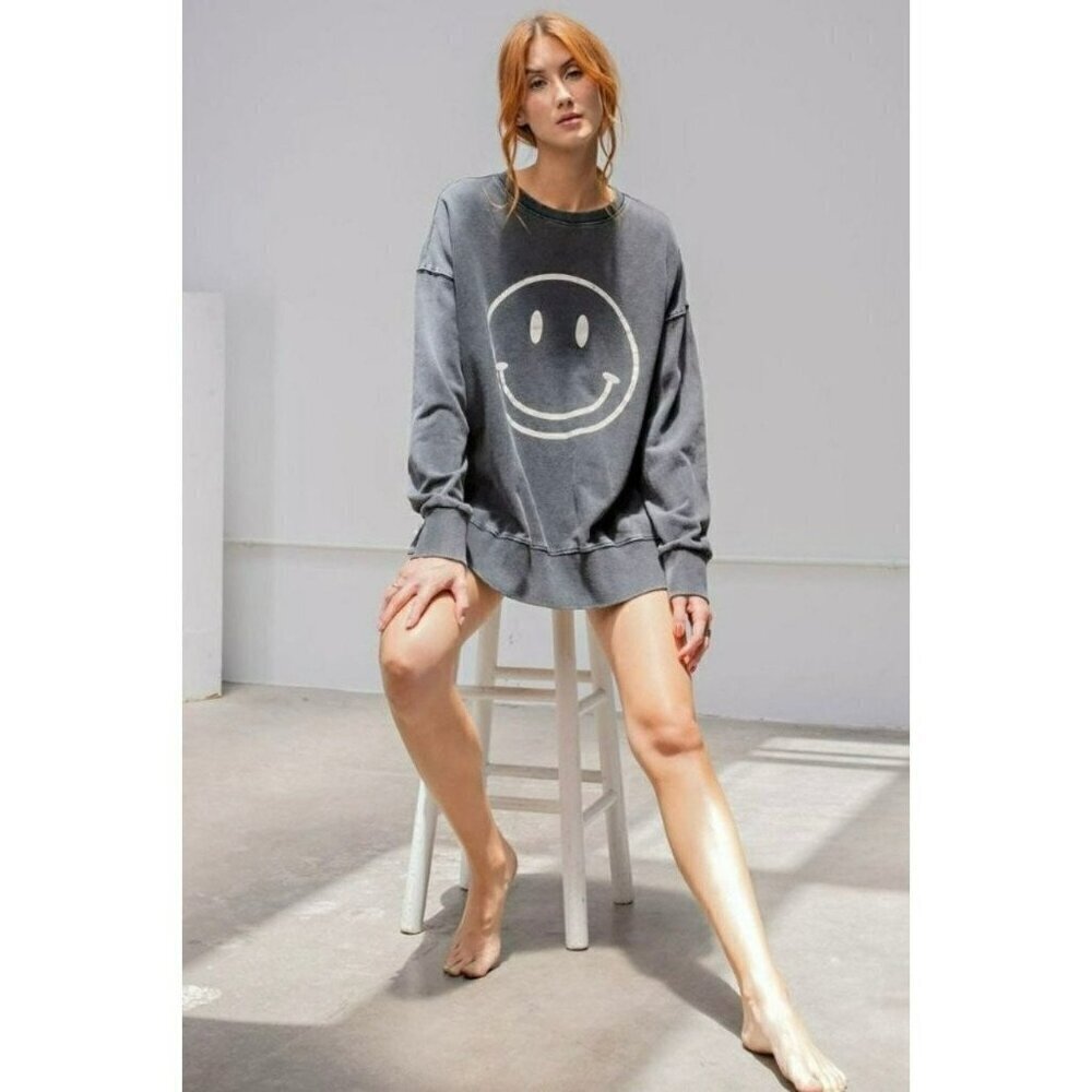 Don't Forget to Smile Mineral Wash Top in Black - Picture 9 of 10